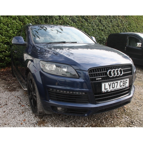 187 - AUDI Q7 5 DOOR AUTOMATIC LY07CBF MOT FEB 2024 FIRST REG 2007 NO VAT WHILST ALL DESCRIPTIONS ARE GIVE... 