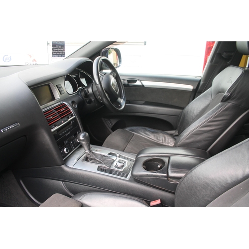 187 - AUDI Q7 5 DOOR AUTOMATIC LY07CBF MOT FEB 2024 FIRST REG 2007 NO VAT WHILST ALL DESCRIPTIONS ARE GIVE... 