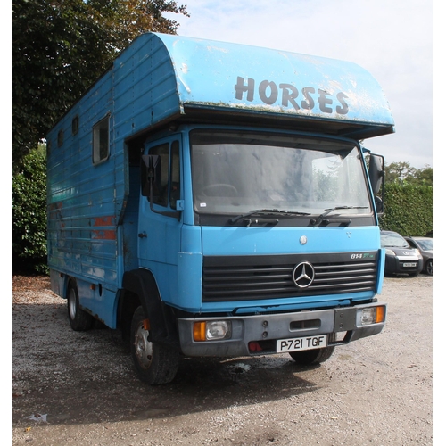 189 - MERCEDES HORSE BOX P721TGF FIRST REG 11/12/96 ISOLATOR KEY MOT 21/10/23 NO VAT WHILST ALL DESCRIPTIO... 