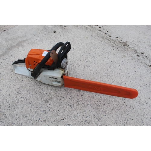 20 - STIHL MS 251 CHAIN SAW  + VAT