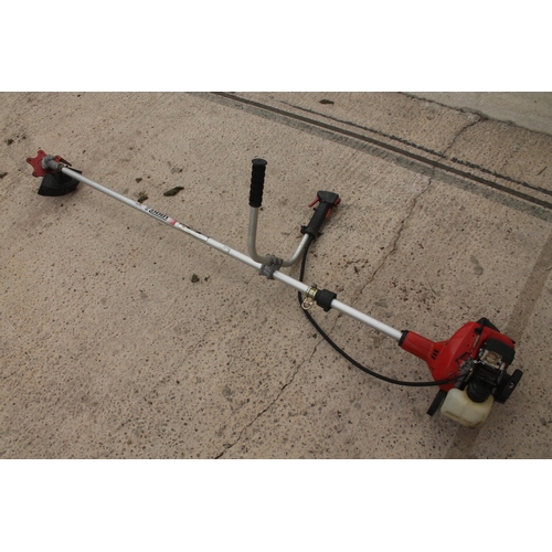 84 - ROBIN STRIMMER  NO VAT