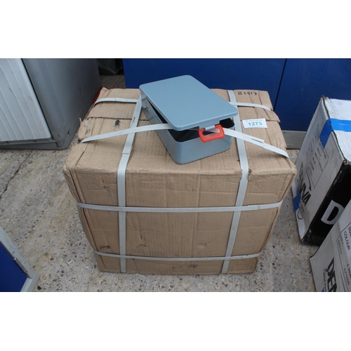 31 STORAGE BOXES NO VAT