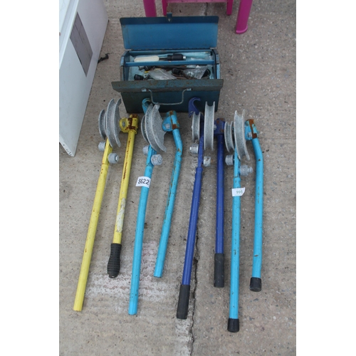 995 - BLUE TOOL BOX AND 4 PIPE BENDERS  NO VAT