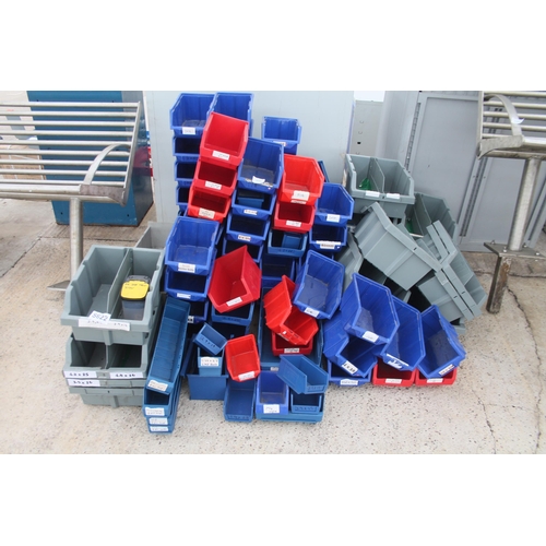 999 - PLASTIC STORAGE TUBS  NO VAT