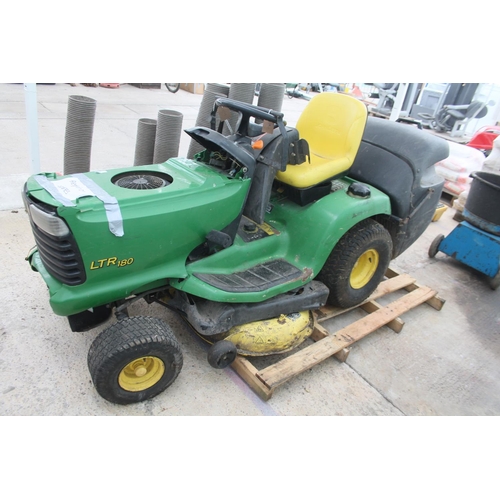 151 - JOHN DEERE RIDE ON LAWN MOWER FOR SPARES OR REPAIR  + VAT