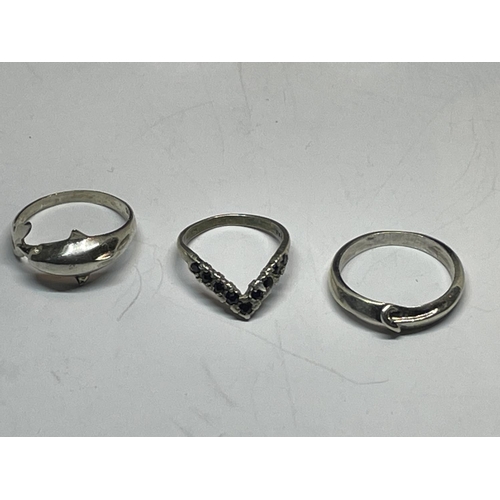 568 - FIVE VARIOUS SILVER RINGS