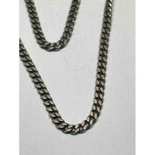 599 - A SILVER FLAT LINK NECKLACE LENGTH 24