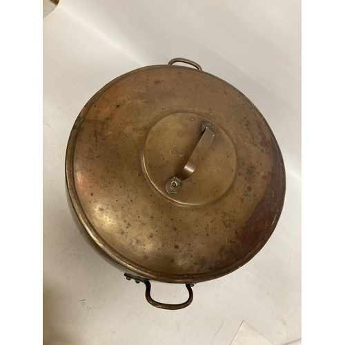 19 - A LARGE VINTAGE TWIN HANDLED COPPER LIDDED TUREEN / BOWL