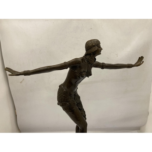 23 - A REPRODUCTION ART DECO STYLE BRONZE MODEL OF A LADY WITH ARMS OUTSTRETCHED, SIGNED CHIPARUS