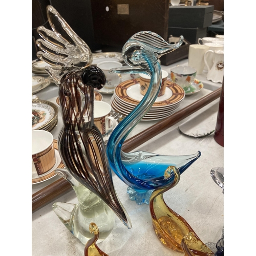 247 - A GROUP OF VINTAGE GLASS BIRD FIGURES