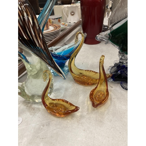 247 - A GROUP OF VINTAGE GLASS BIRD FIGURES