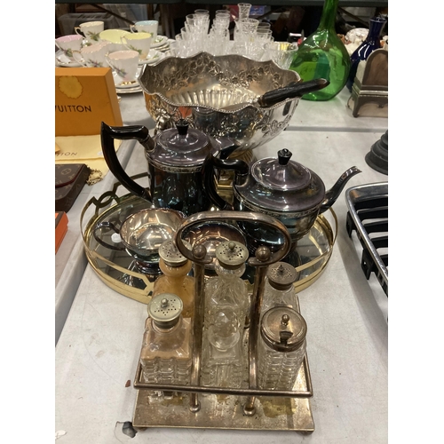 258 - A COLLECTION OF SILVER PLATED ITEMS - PUNCH BOWL, TEA SET ON STAND ETC