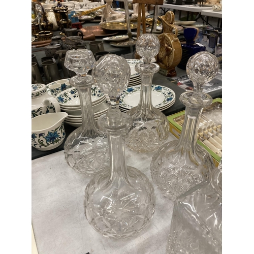 278 - A COLLECTION OF VICTORIAN AND LATER GLASSWARE, SHERRY GLASSES, CUT GLASS DECANTERS ETC