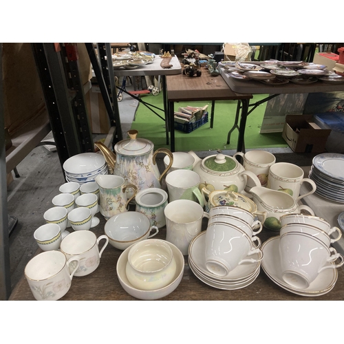 1018 - A MIXED LOT OF CHINA TEA WARES - ROYAL DOULTON ETC