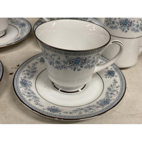 1019 - A NORITAKE BLUE HILL PART TEA SET