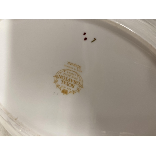 1020 - A ROYAL GRAFTON MAJESTIC PART DINNER SERVICE