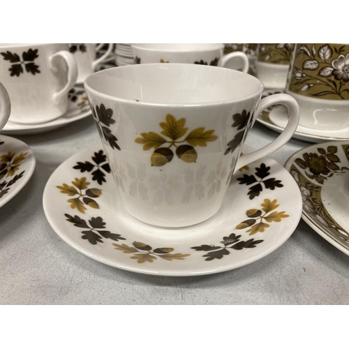 1027 - A GAINSBOROUGH BONE CHINA PART SERVICE AND WOODS TEA SET