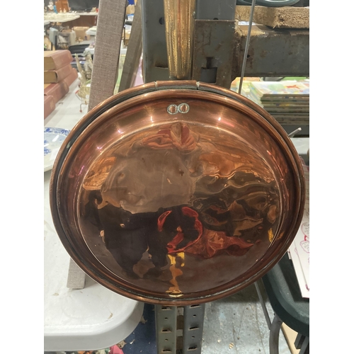 948 - A VINTAGE COPPER WARMING PAN