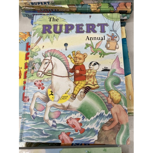 960 - A GROUP OF VINTAGE RUPERT ANNUALS