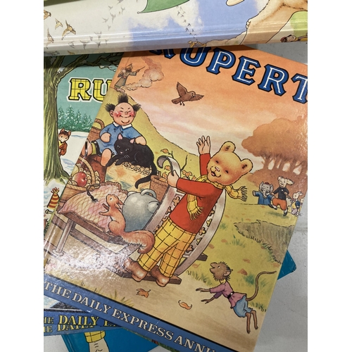 960 - A GROUP OF VINTAGE RUPERT ANNUALS