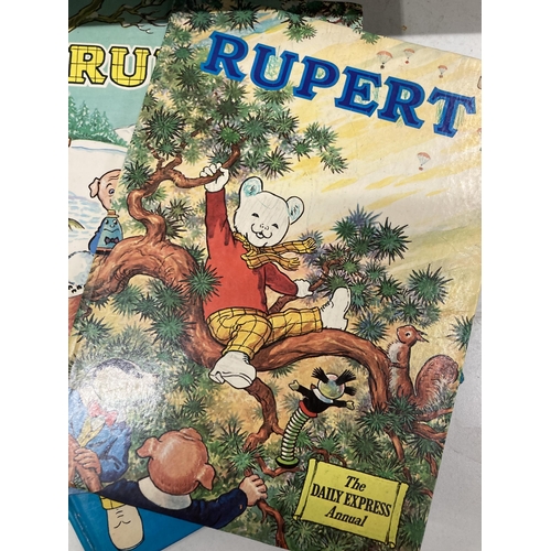 960 - A GROUP OF VINTAGE RUPERT ANNUALS