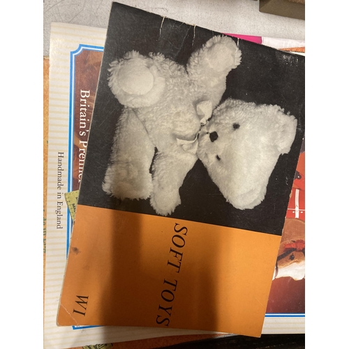 969 - A COLLECTION OF TEDDY BEAR AND MERRYTHOUGHT BOOKS - 11 IN TOTAL