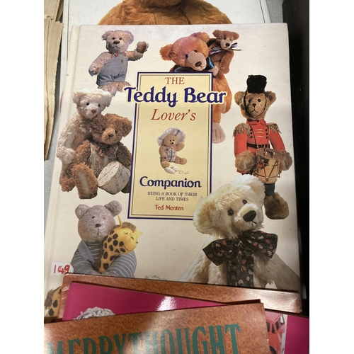 969 - A COLLECTION OF TEDDY BEAR AND MERRYTHOUGHT BOOKS - 11 IN TOTAL