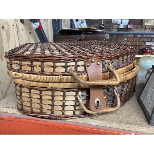 974 - A WICKER PICNIC BASKET - NO CONTENTS