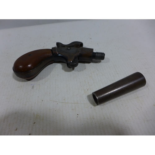 325 - A PERCUSSION CAP TURN OFF BARREL POCKET PISTOL, 5CM BARREL, LENGTH 13CM