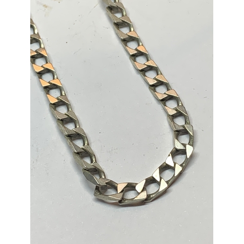 629 - A SILVER FLAT LINK NECKLACE LENGTH 20