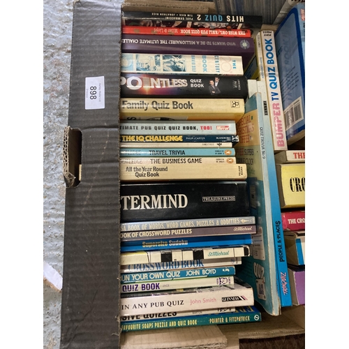 898 - A COLLECTION OF APPROX 50 QUIZ BOOKS