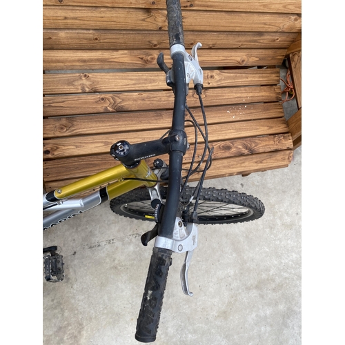 1560A - A MARIN SHORELINE TRAIL MOUNTAIN BIKE, WITH 6061 ALUMINIUM HEAT TREATED TUBING, REAR AIR SUSPENSION ... 