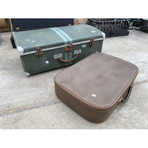 2019 - THREE VINTAGE TRAVEL CASES