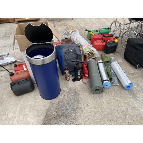 2037 - AN ASSORTMENT OF CAMPING GEAR TO INCLUDE SLEEPING MATS, A BESTWAY PUMP AND BAGS ETC