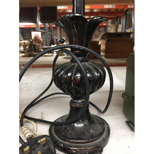 1137 - TWO VINTAGE TABLE LAMPS