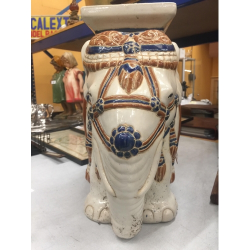 71 - A LARGE CERAMIC ELEPHANT PLANT STAND/SEAT