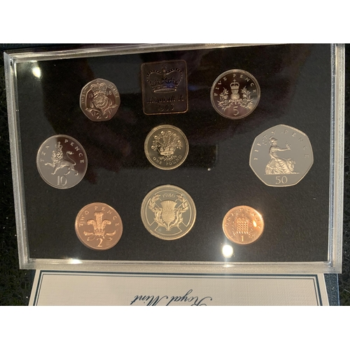 437 - A UK 1986 PROOF COIN COLLECTION . BOXED WITH COA