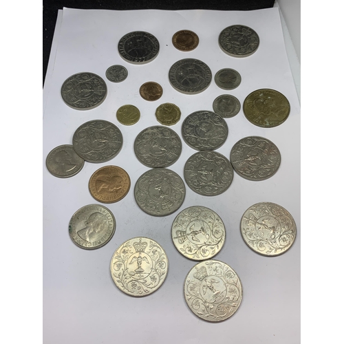 492 - VARIOUS COINS TO INCLUDE FOURTEEN COMMEMORATIVE CROWNS