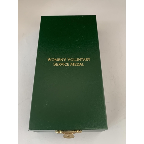 533 - A WOMEN'S VOLUNTARY SERVICE MEDAL IN A PRESENTATION BOX WITH PROVENANCE