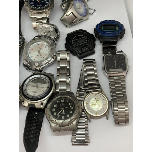 539 - A LARGE QUANTITY OF WRIST WATCHES