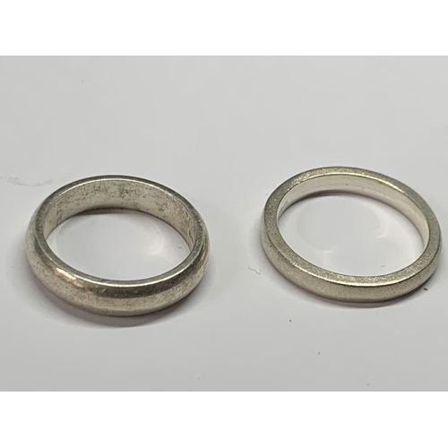 645 - FIVE SILVER BAND RINGS