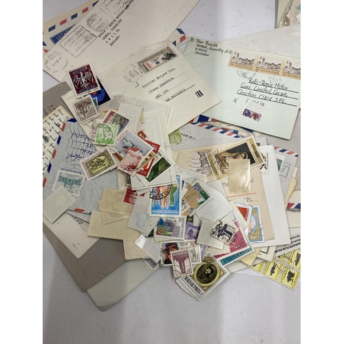 417A - A QUANTITY OF STAMPS AND FIRST DAY COVERS