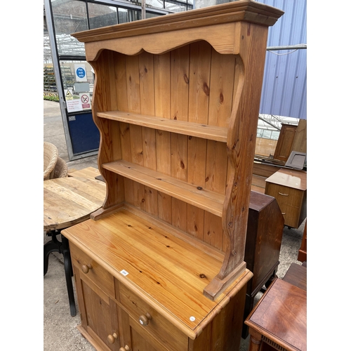 2958 - A MODERN PINE DRESSER COMPLETE WITH PLATE RACK, 39