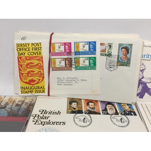 426A - A QUANTITY OF FIRST DAY COVERS