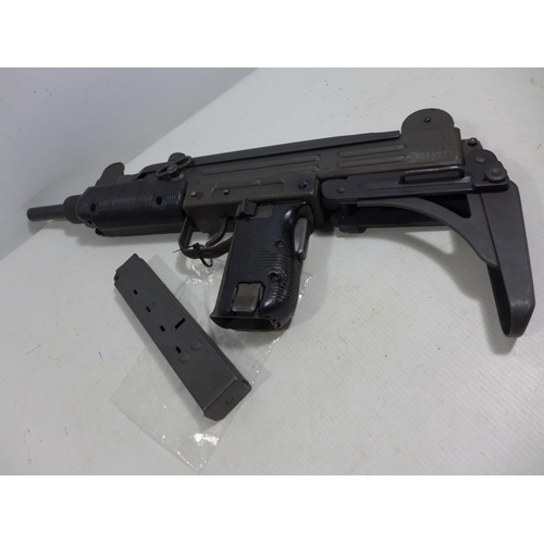 351 - A DEACTIVATED UZI 9MM SUB MACHINE GUN, WITH FOLDING STOCK, 26CM BARREL, LENGTH 65CM, SERIAL NUMBER 3... 