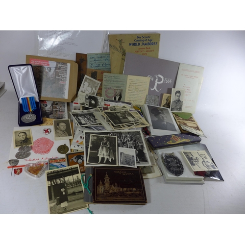 359 - A LARGE COLLECTION OF POLISH WORLD WAR II AND LATER EPHEMERA, TO INCLUDE PHOTOS, BADGES, IDENTITY PA... 