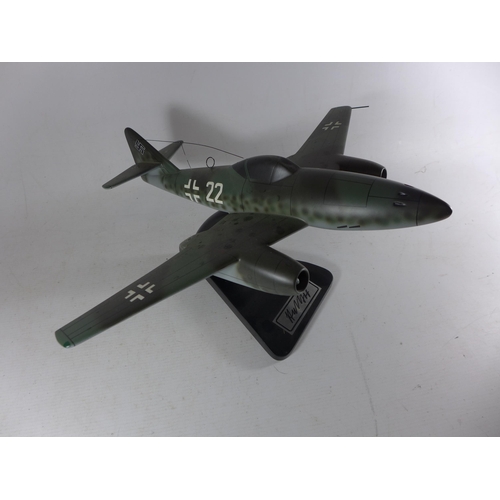 361 - A MODEL OF A WORLD WAR II MESSERSCHMIDT ME 262, WIDTH 42CM