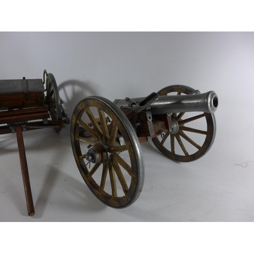 362 - A MODEL OF A NAPOLEONIC WAR CANON AND TENDER, LENGTH 70CM