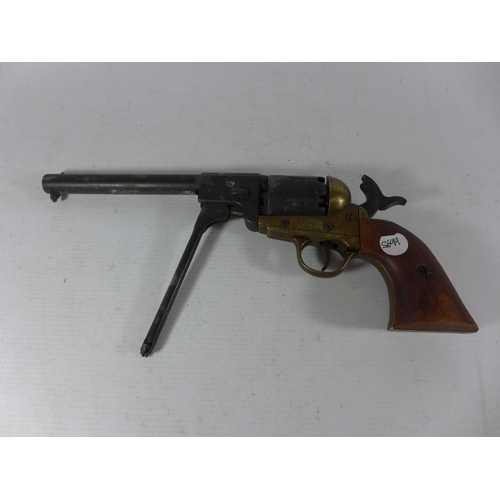 370 - A BKA NON FIRING COPY OF A PERCUSSION CAP COLT REVOLVER, 18.5CM BARREL, LENGTH 33CM