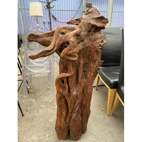 2579 - A LARGE IRISH BOGWOOD ART SCULPTURE, 46